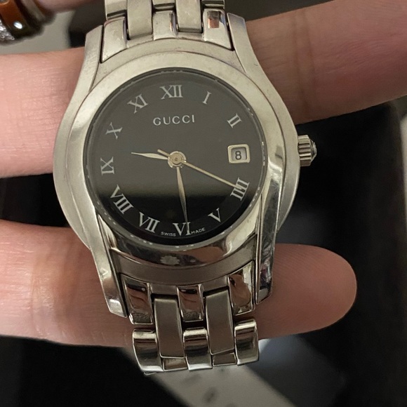 Gucci Ladies Chrono watch - Picture 4 of 8